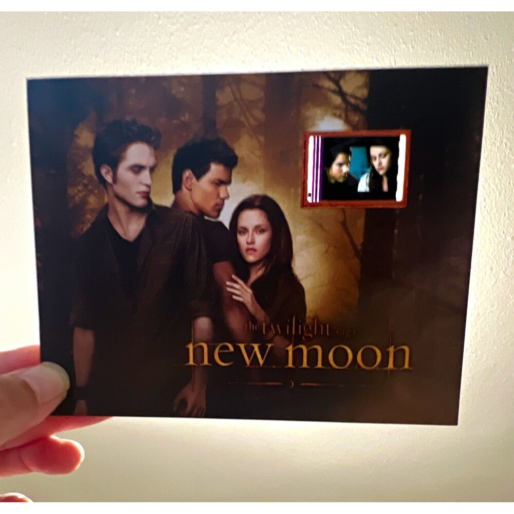 The Twilight Saga: New Moon Deluxe Edition 3-Disc DVD PG-13 Pattinson 1076/3500